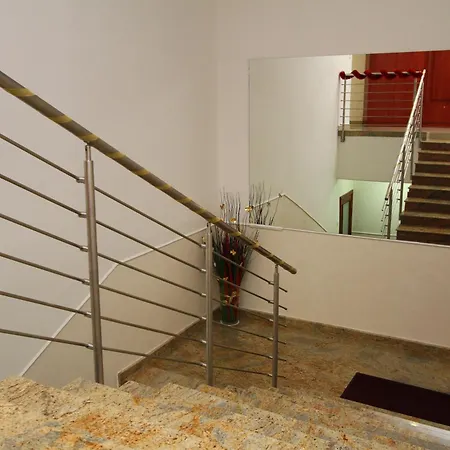 Guesthouse Villa Inn Суботица