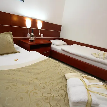 Guesthouse Villa Inn Гостевой дом Суботица